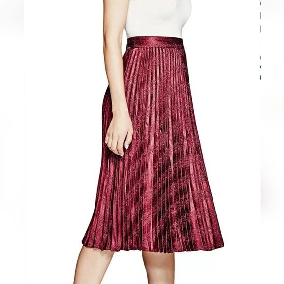 Marciano By Guess Pleated Shimmering Burgundy Skirt Size 6 - Picture 2 of 14